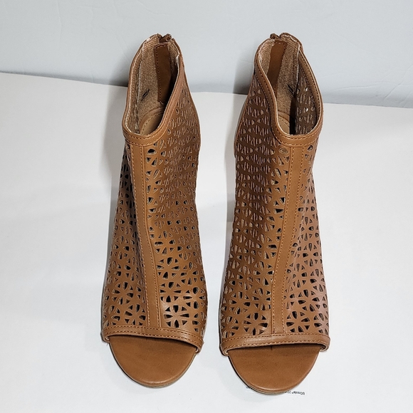 Report Winona Open-Toe Booties / Size 9 - Picture 5 of 12